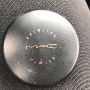 Mac bronzing powder too light for me